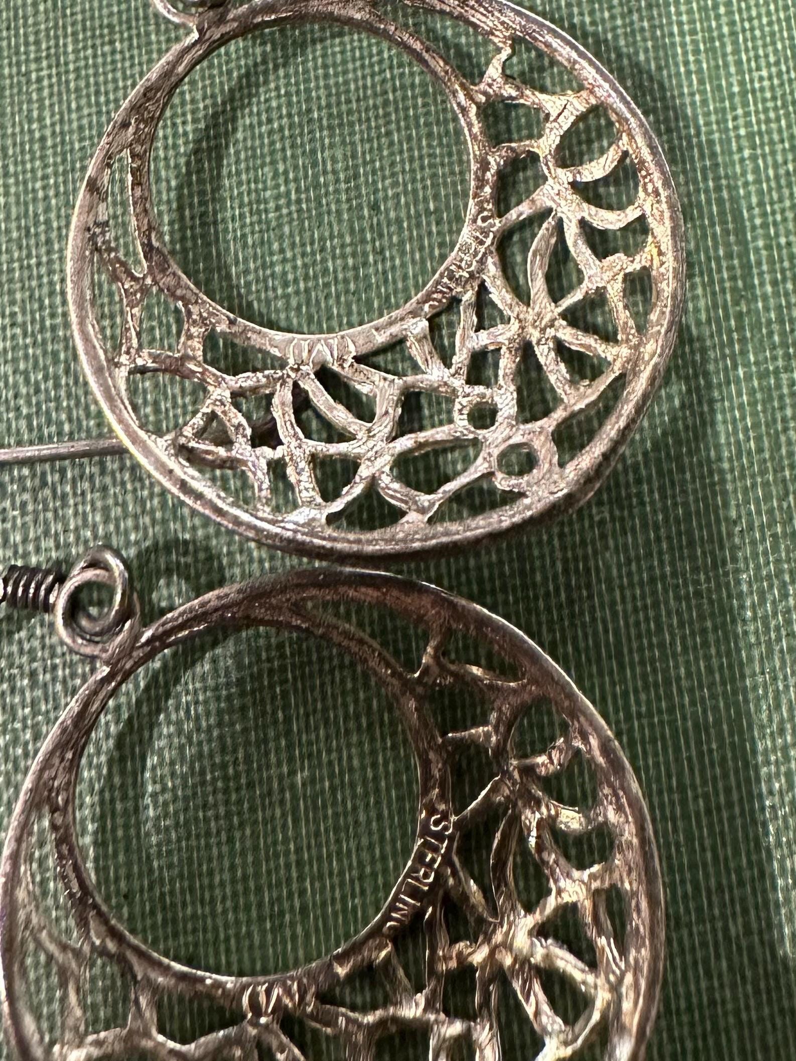 Vintage Sterling Silver 925 Open Circle Ornate Etched Dangle Earrings