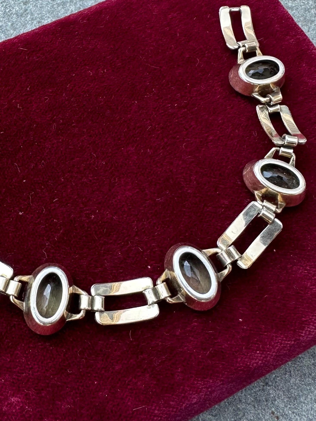 Vintage 1940s Art Deco Signed ENGEL BROTHERS 1/20 10k Gold Filled Faceted Cut Light Green Glass Stones Link Bracelet 7”