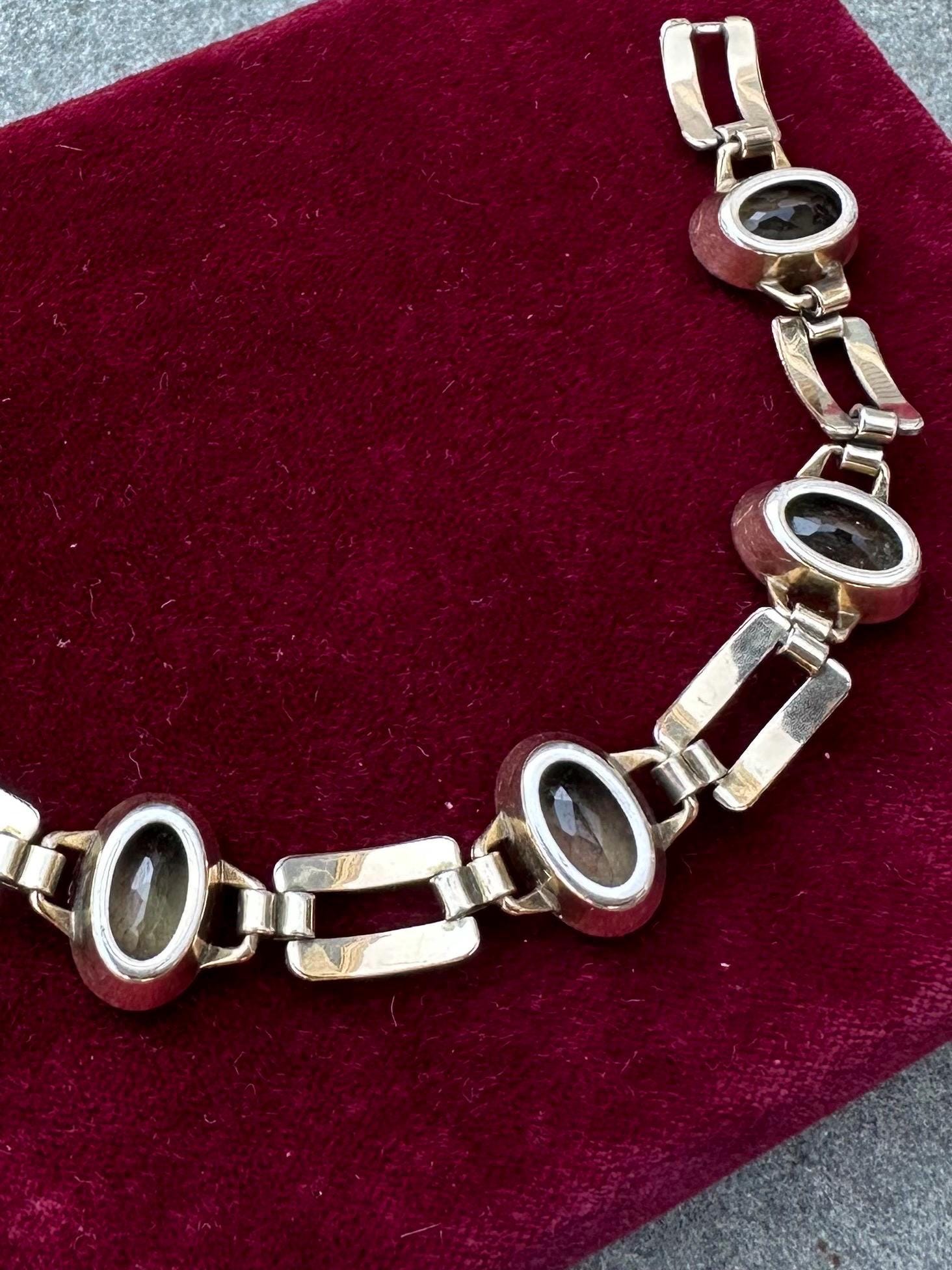 Vintage 1940s Art Deco Signed ENGEL BROTHERS 1/20 10k Gold Filled Faceted Cut Light Green Glass Stones Link Bracelet 7”