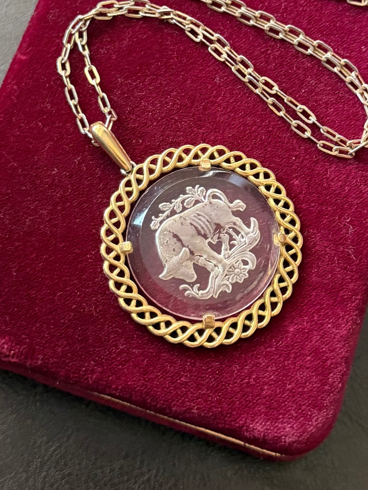 1970s Crown Trifari Gold Tone Intaglio Glass Taurus Bull Pendant Necklace