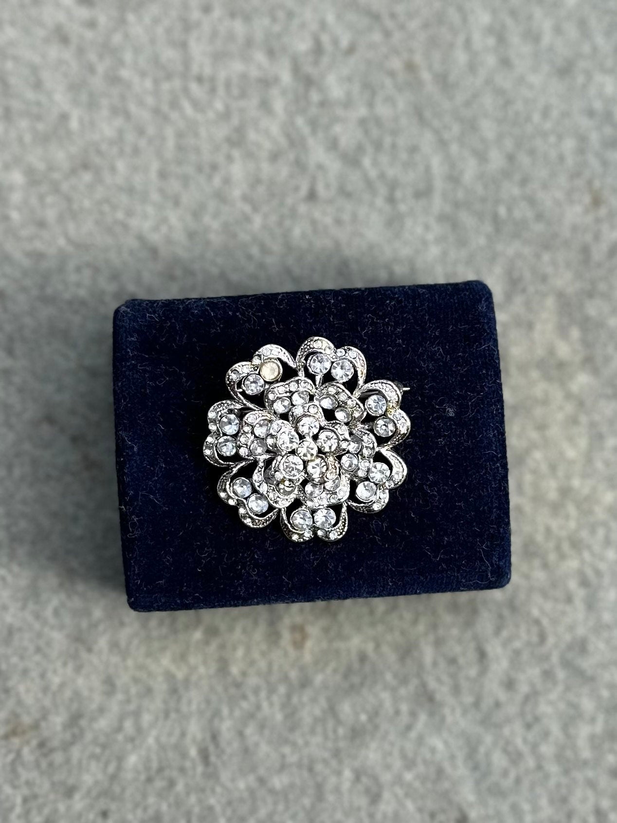 Vintage Floral Brooch Pin Clear Rhinestones Silver Tone 1.5”