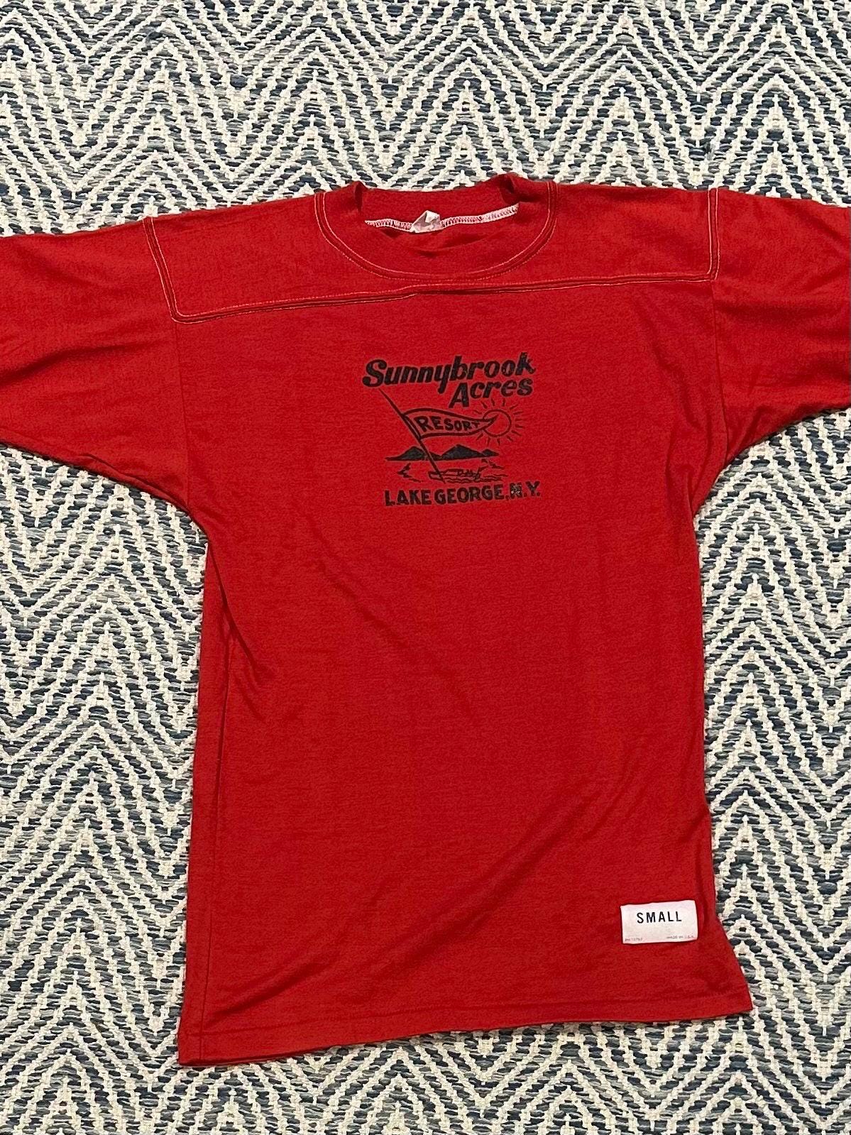 RARE Vintage 1970s Sunnybrook Acres Resort Lake George NY New York Souvenir Red Ringer Tee Poly-Cotton Blend RN 13765 Size Small