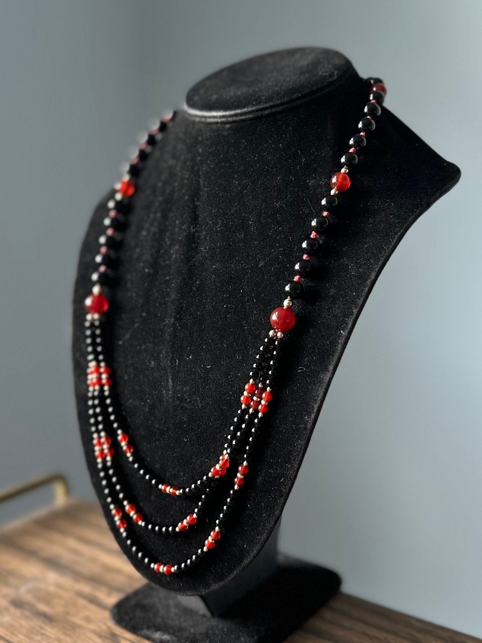 Vintage Genuine Black Onyx & Carnelian Beaded 1/20 14k GF Gold Filled Necklace Fish Hook Clasp