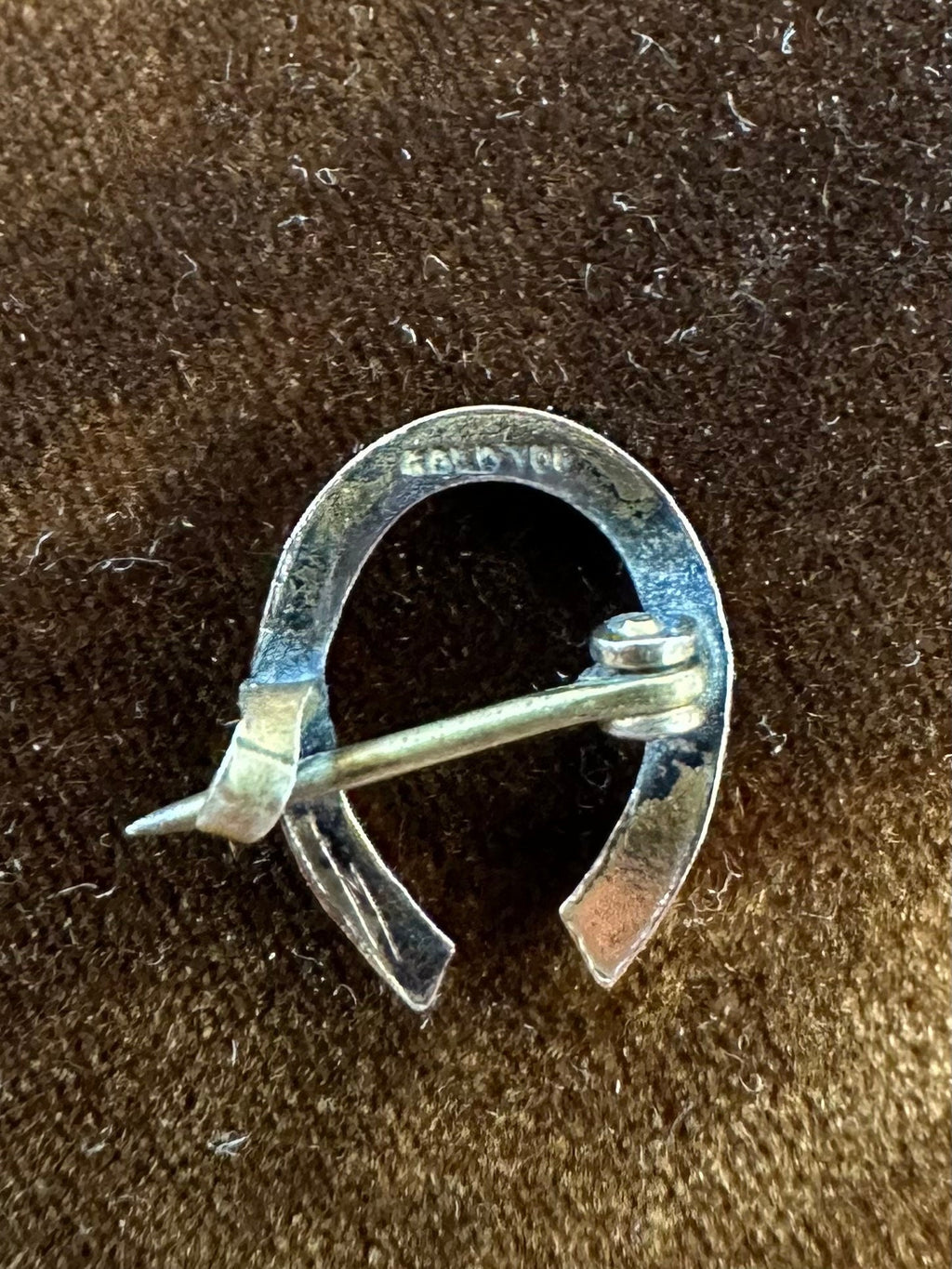 Antique Victorian Mini Gold Top Horseshoe Pin C-Clasp