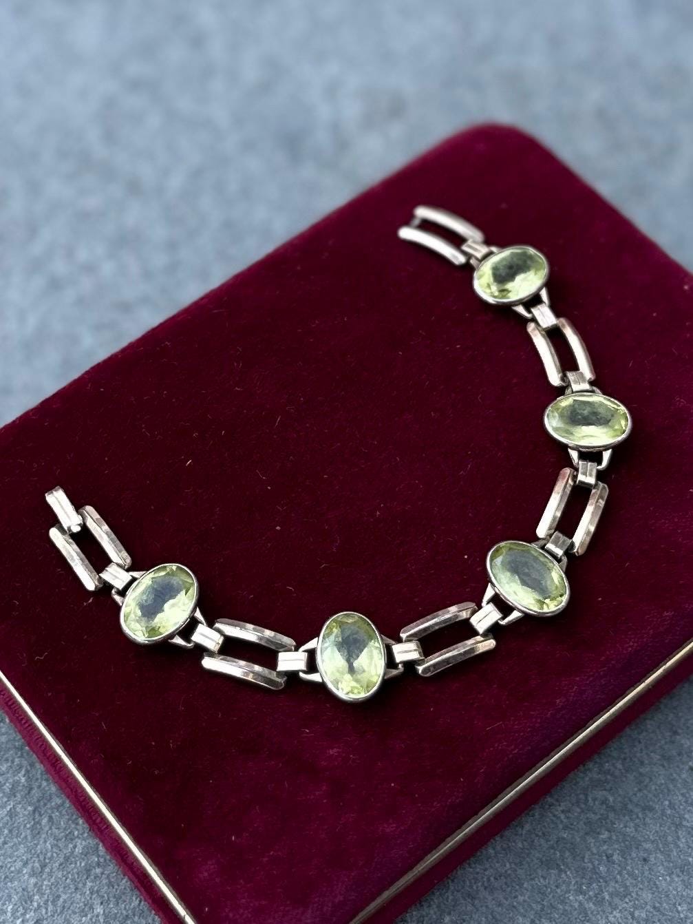 Vintage 1940s Art Deco Signed ENGEL BROTHERS 1/20 10k Gold Filled Faceted Cut Light Green Glass Stones Link Bracelet 7”