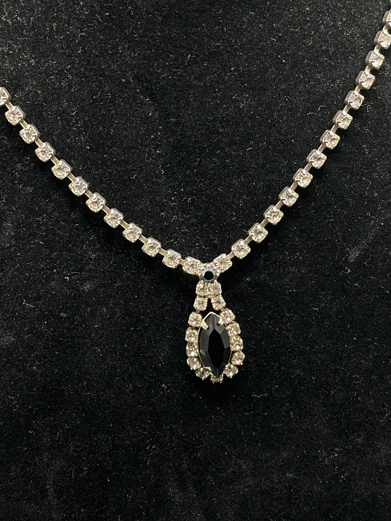 Vintage 1950s Faceted Clear and Black Glass Rhinestone Necklace Marquise Teardrop 18" | Evening Jewelry