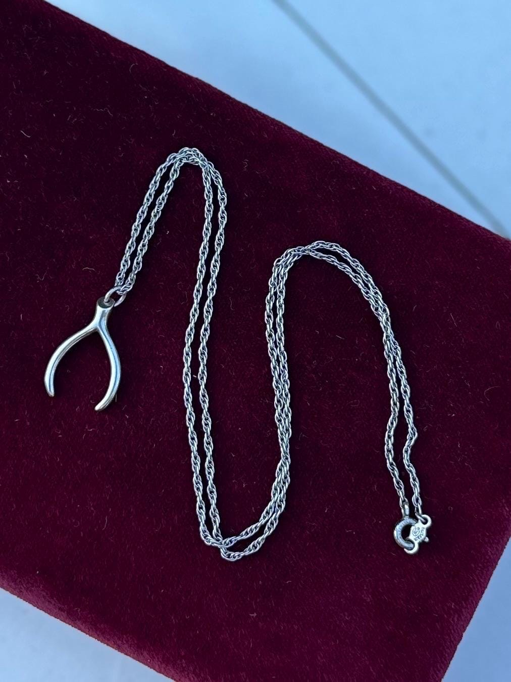 Vintage Sterling Silver Wishbone Luck Pendant Necklace 18.5”