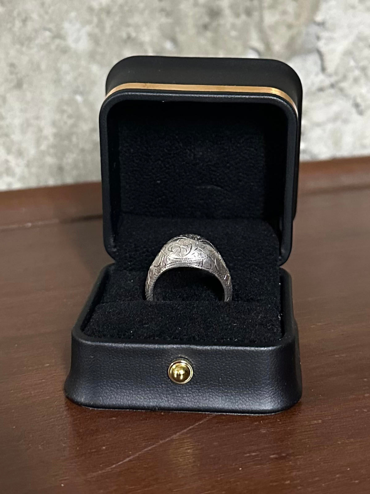 Vintage Signed SIAM 925 Sterling Silver Hand Engraved Domed Ring US 8