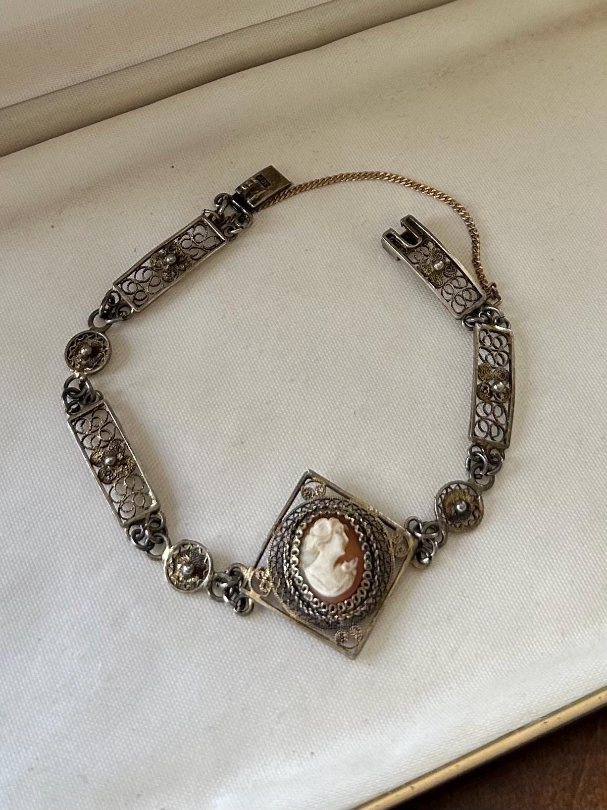 Vintage European 800 Silver Gold Gilt Delicate Filigree Hand Carved Shell Cameo Panel Link Bracelet