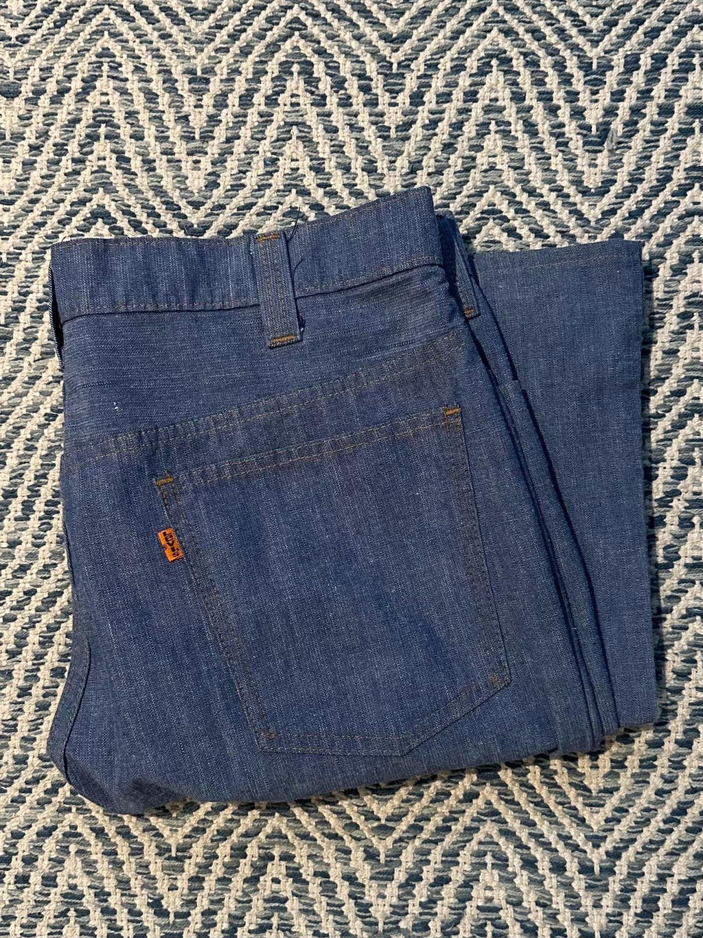 Vintage 1970s LEVI'S Gentleman's Jeans Orange Tab Lightweight Denim Straight Leg Trousers 34x29