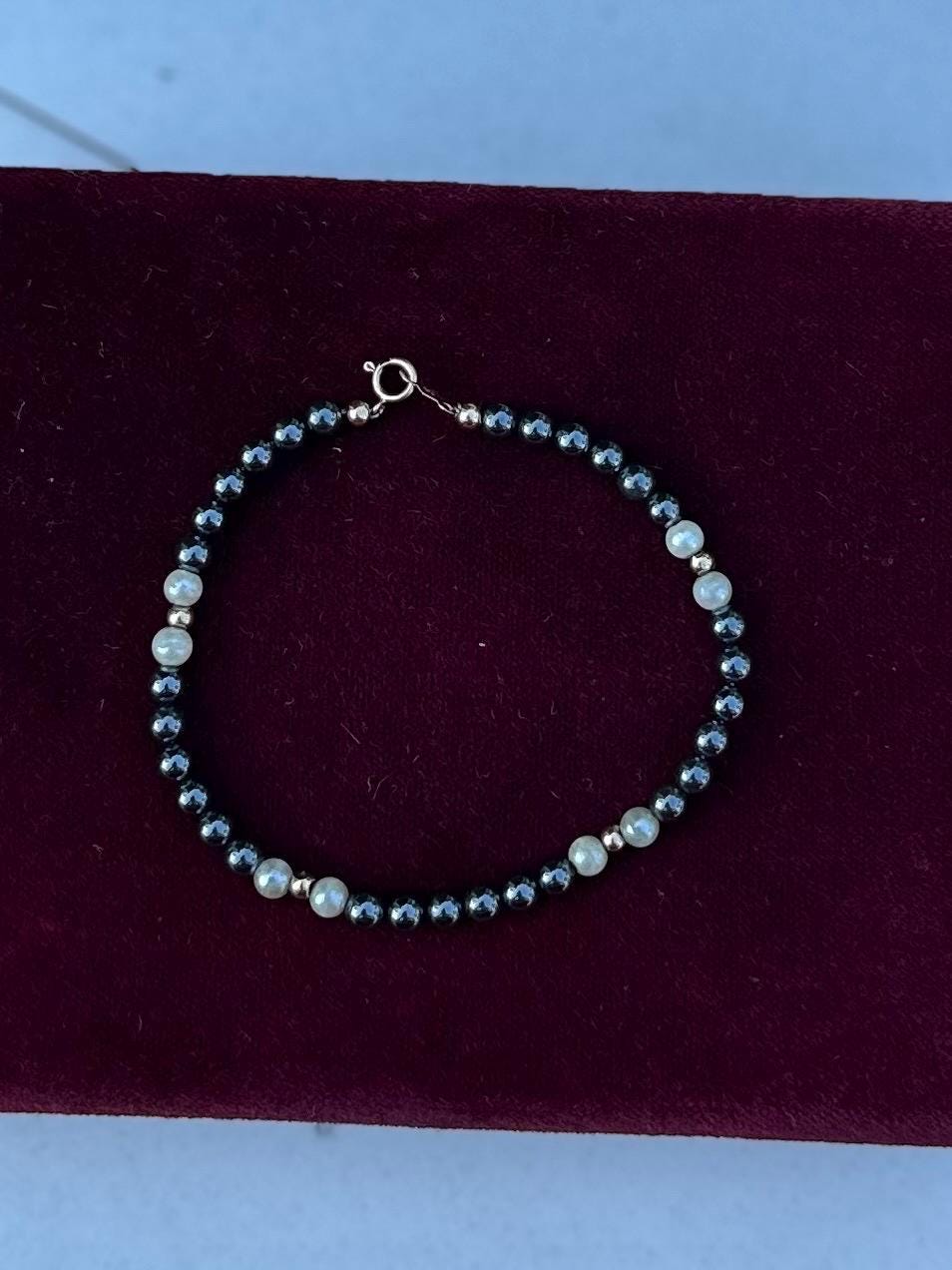 Vintage Dainty 14k Yellow Gold Genuine Hematite & Pearl 4mm Beaded Bracelet 7”