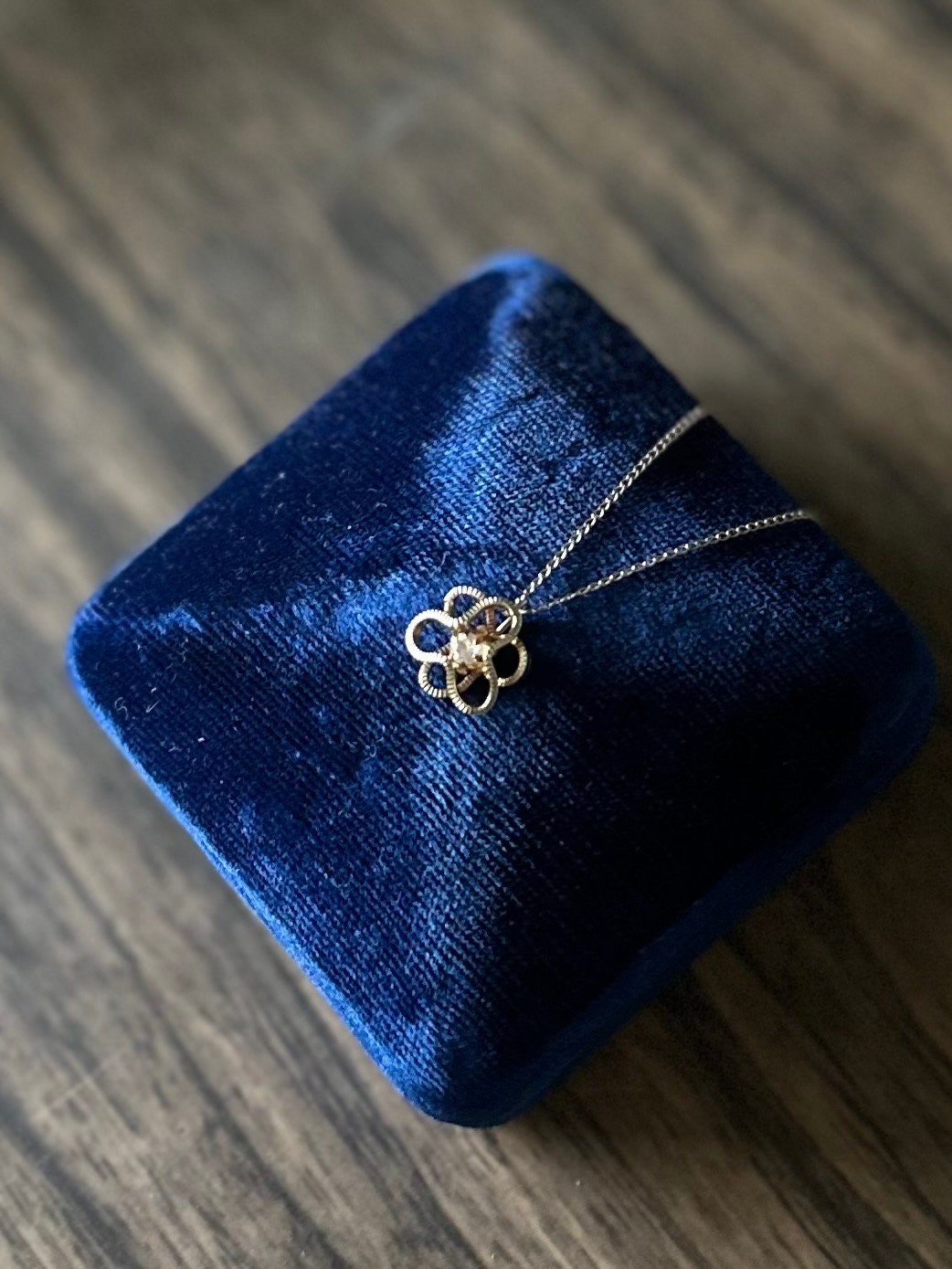 Vintage Signed DEC Curtis Jewelry Manufacturing Co. 1/20 14k GF Gold Filled Dainty CZ Floral Pendant Necklace 17.25”
