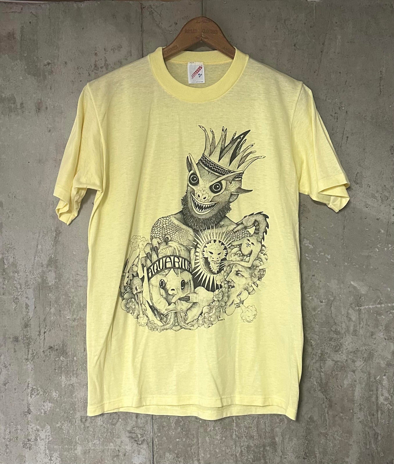 1990 Aquarius Zodiac Graphic Tee Cerone Occult Skull Art Single Stitch